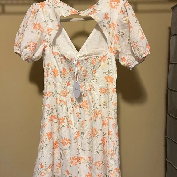 Petal & Pup Floral White Dress - Picture 5 of 9